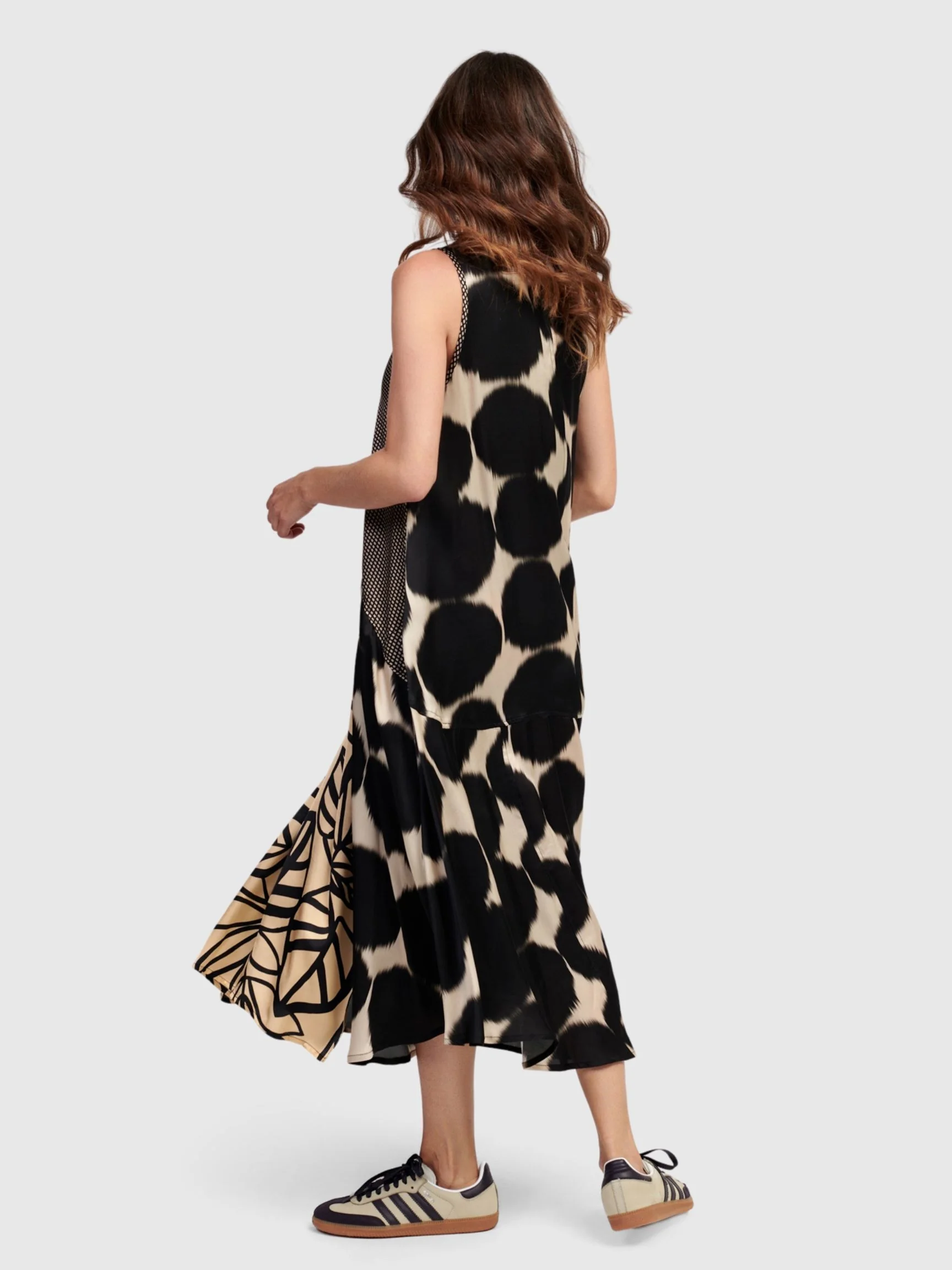 Sleeveless Serene Dress in Serene