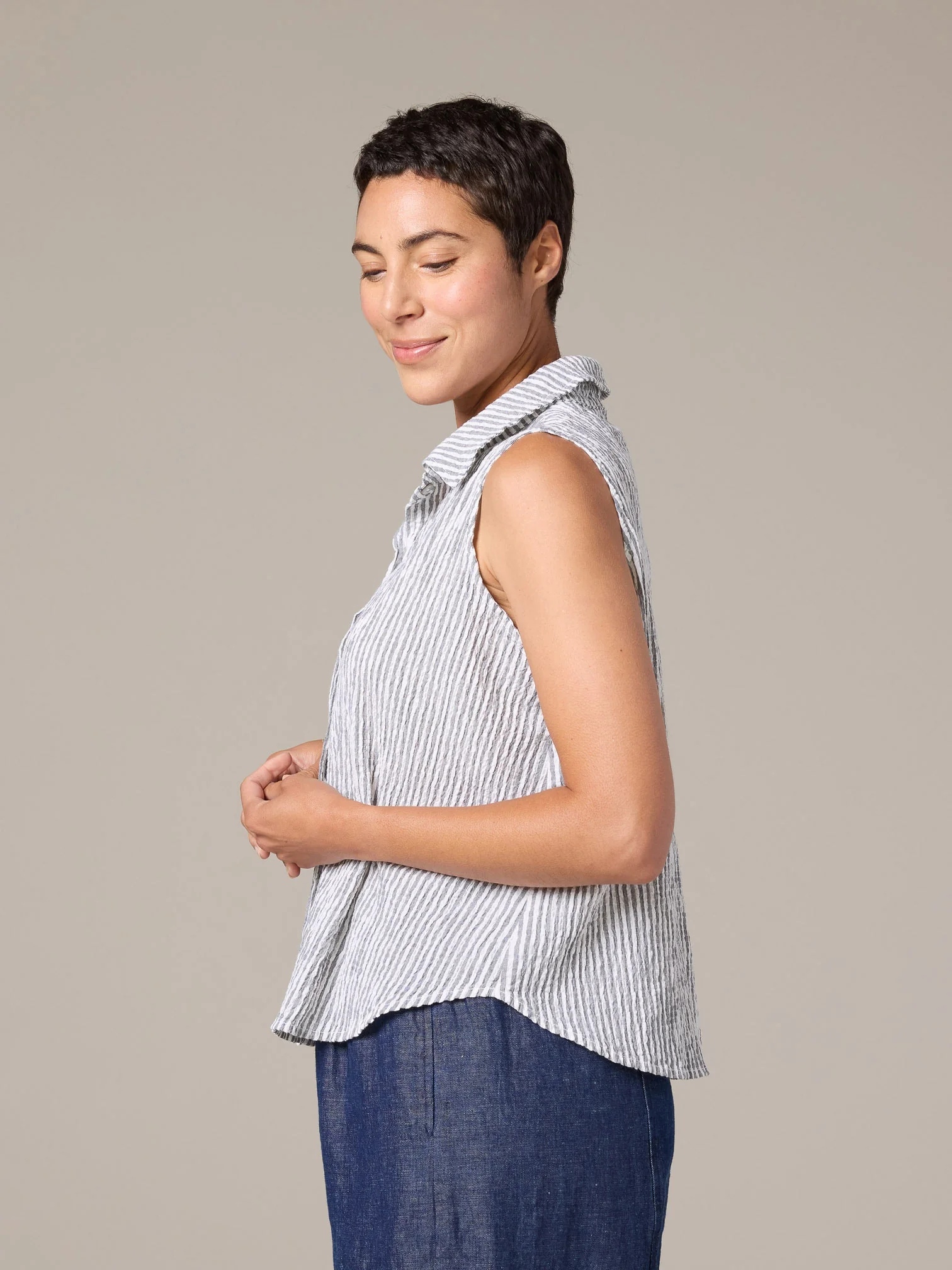 Sleeveless Shirt in White