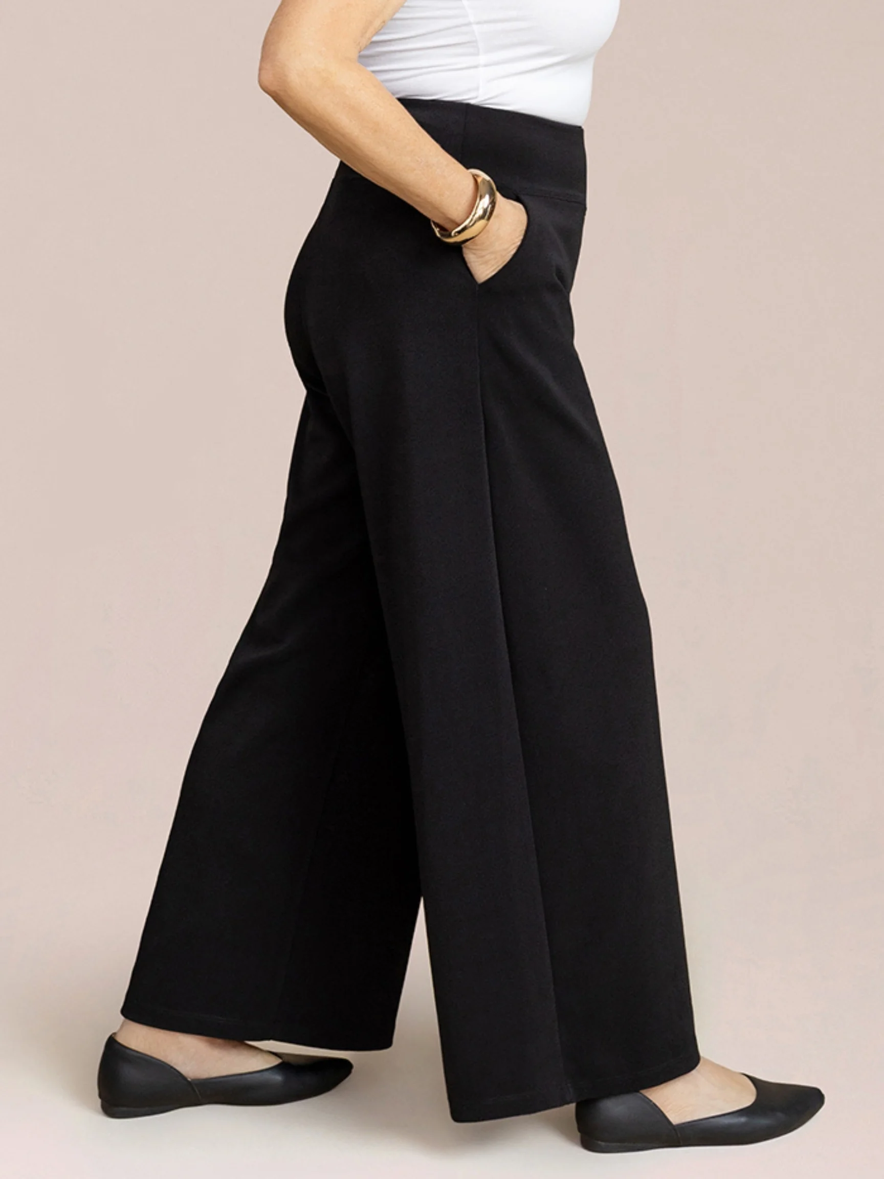 Soffio Crepe Easy Wide Leg Pant in Black
