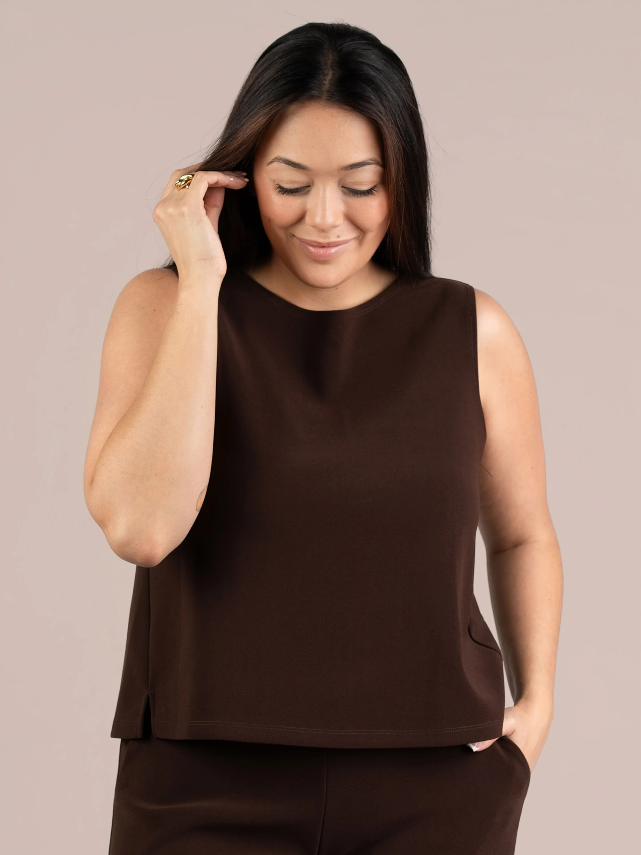 Soffio Crepe Nu Flared Shell in Brown