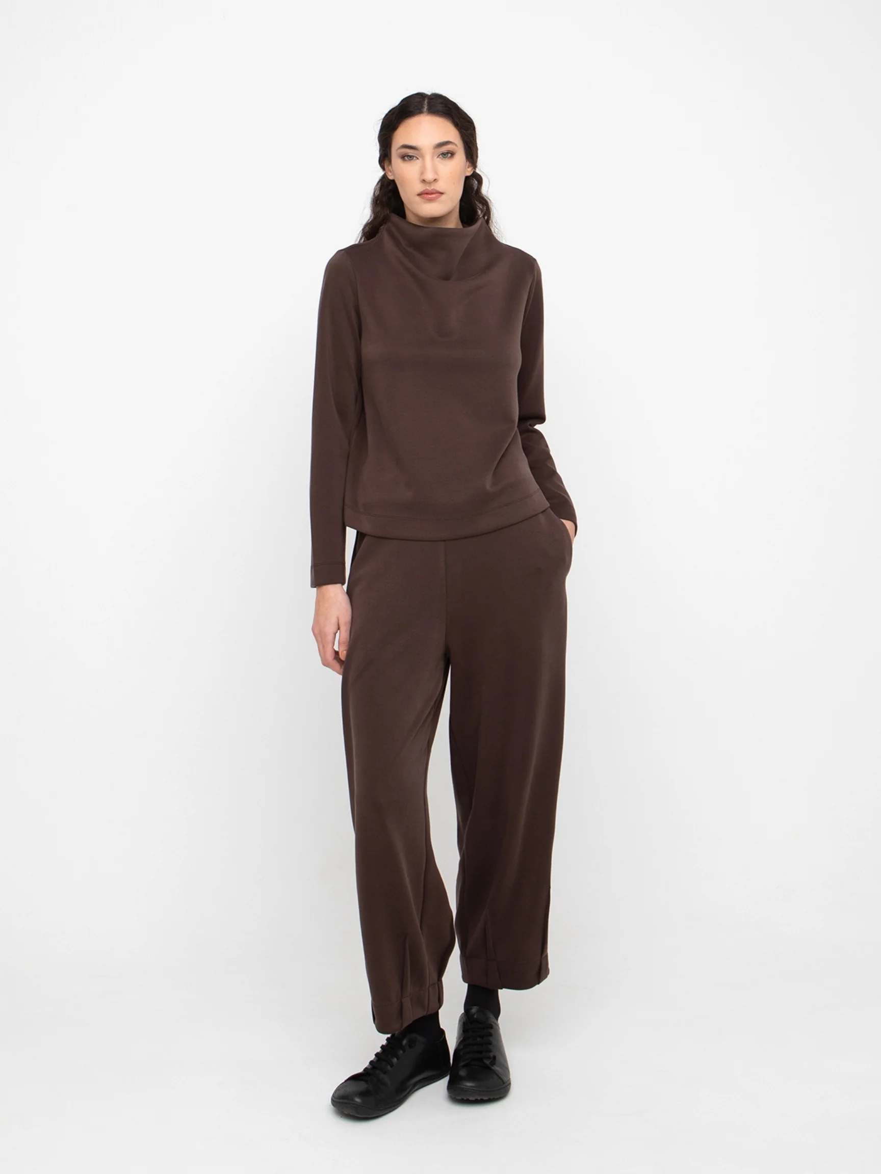 Soft Drape Turtleneck in Brown