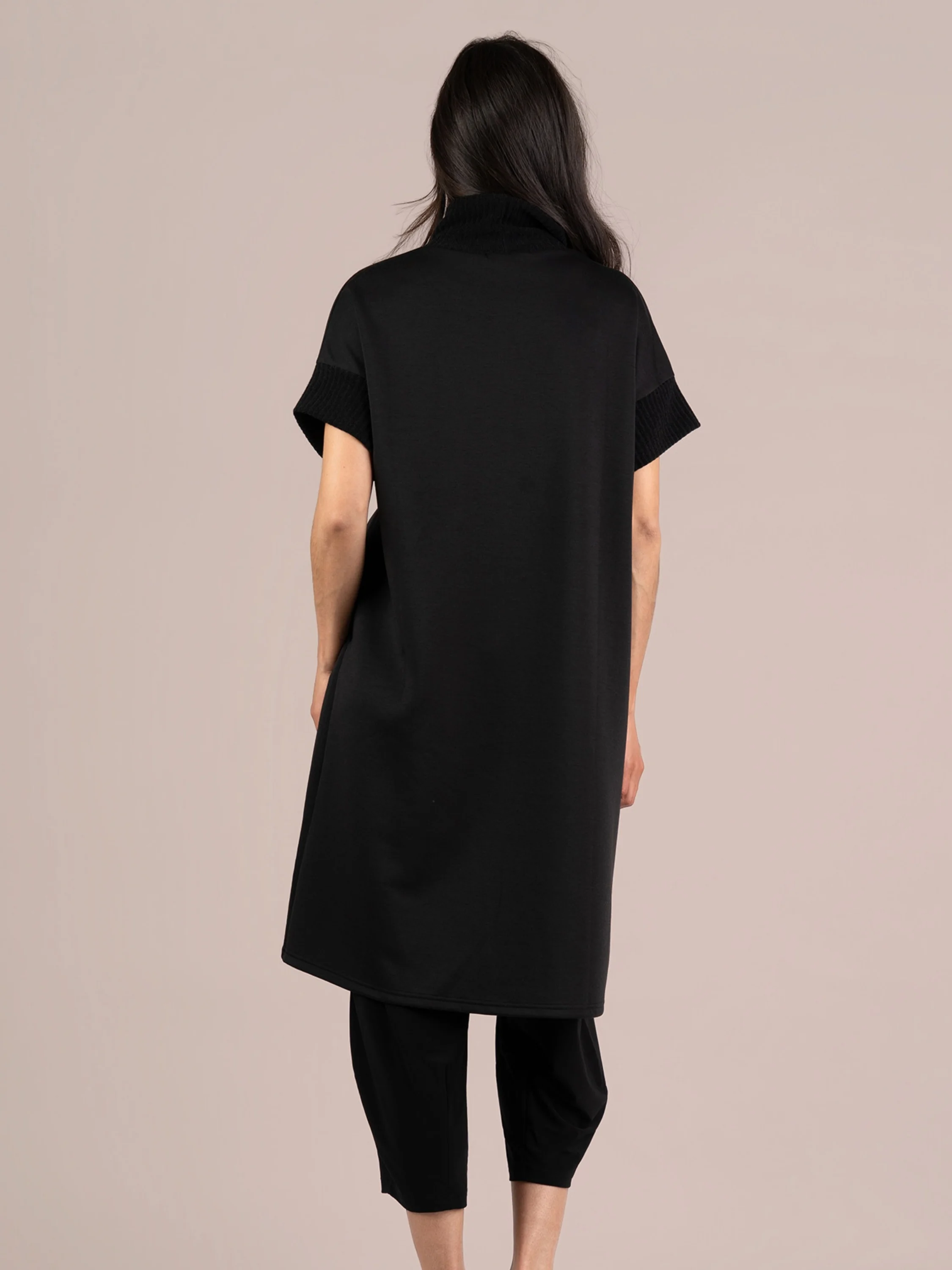 Split Front Topper in Black