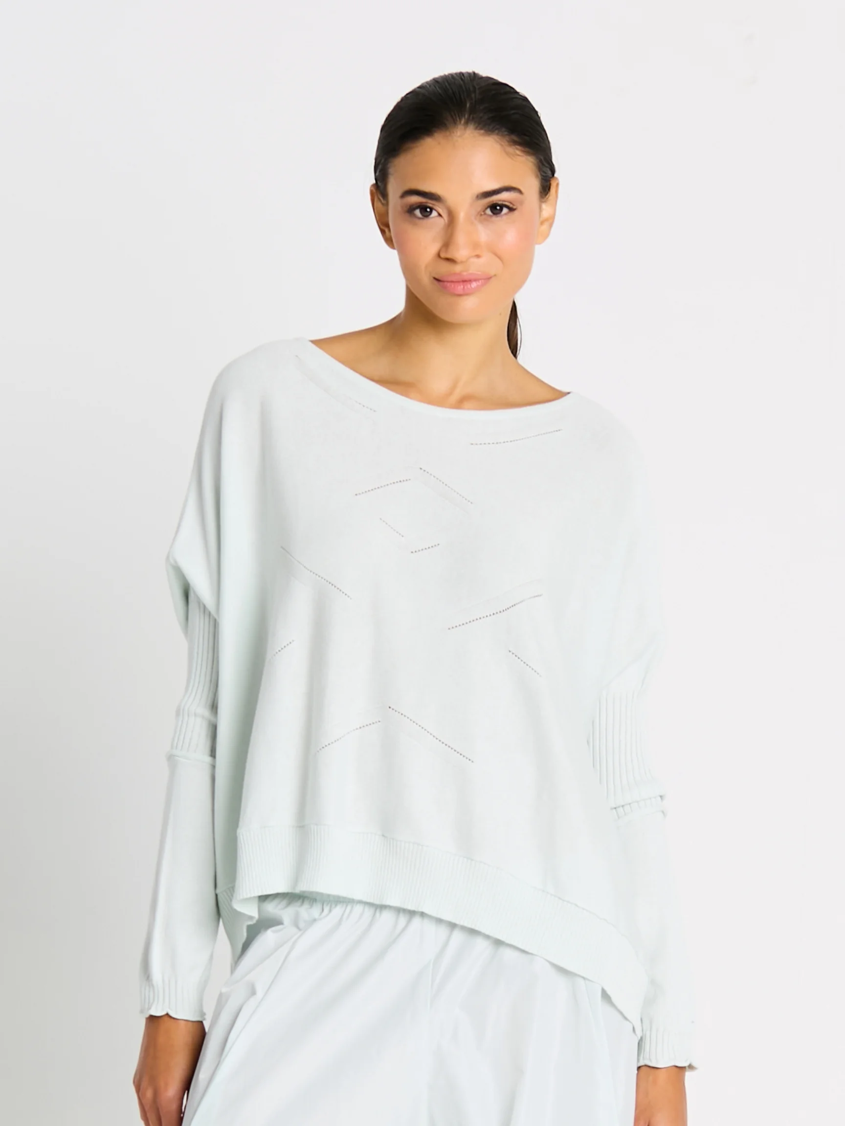 Stitches Pullover in Mint