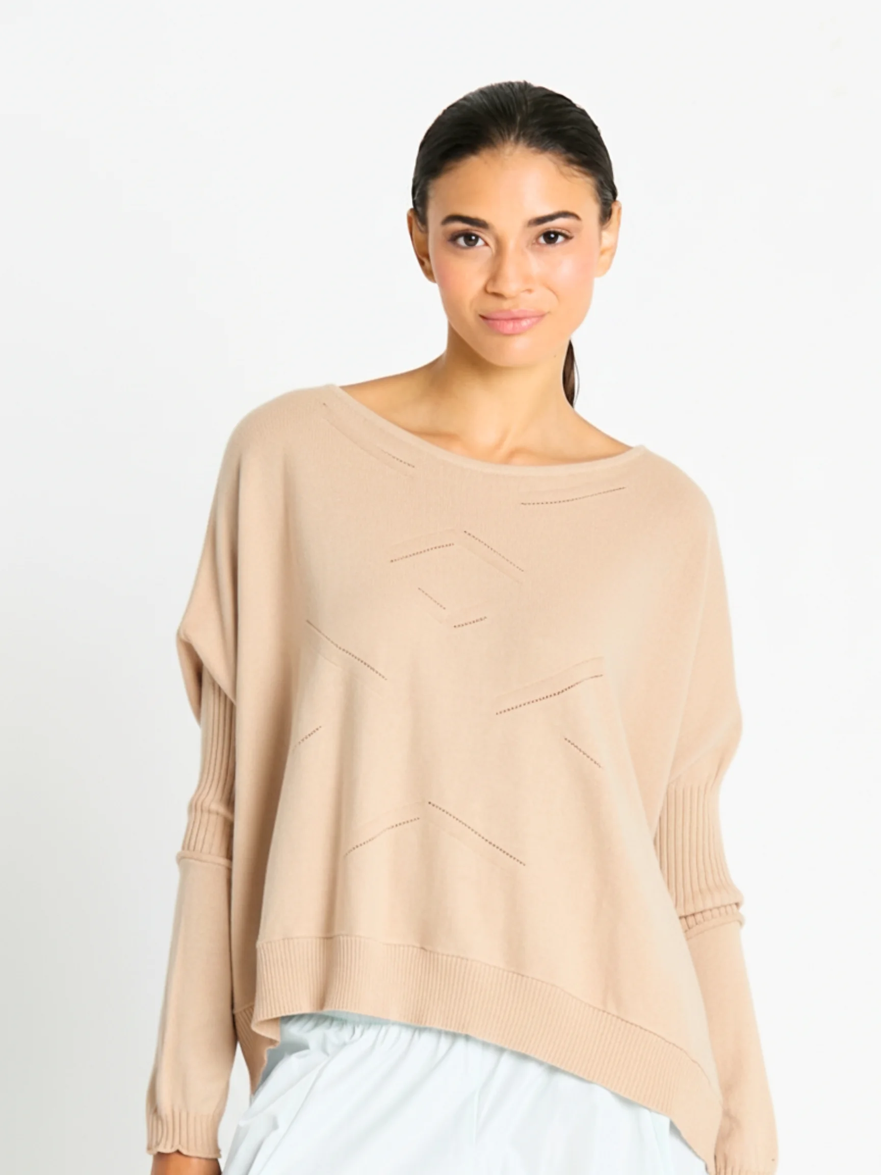 Stitches Pullover in Putty
