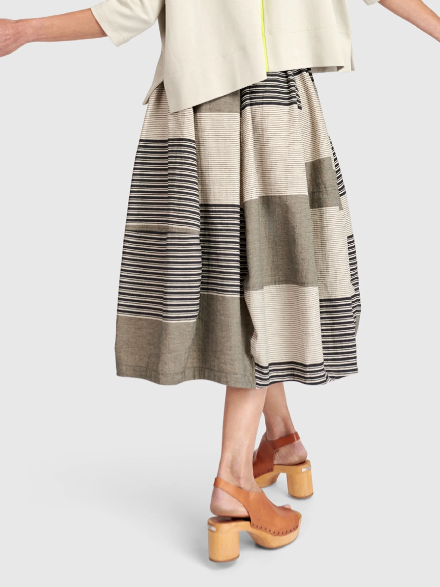 Stonebar Skirt in Stonebar