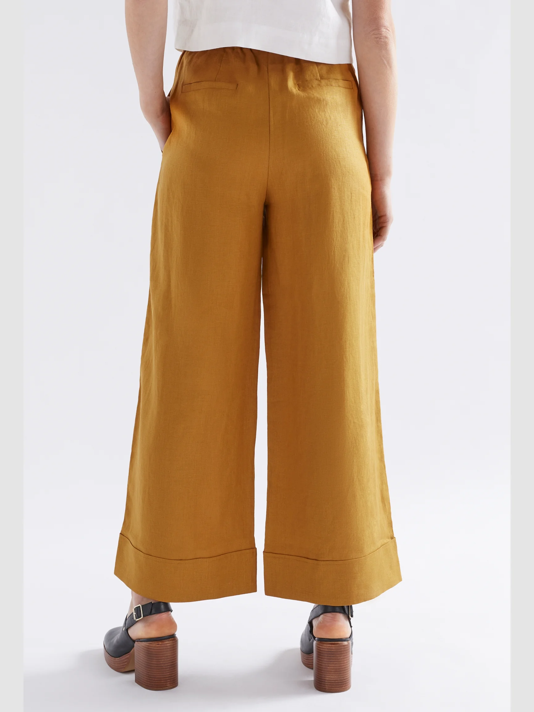 Strom Pant in Honey Gold