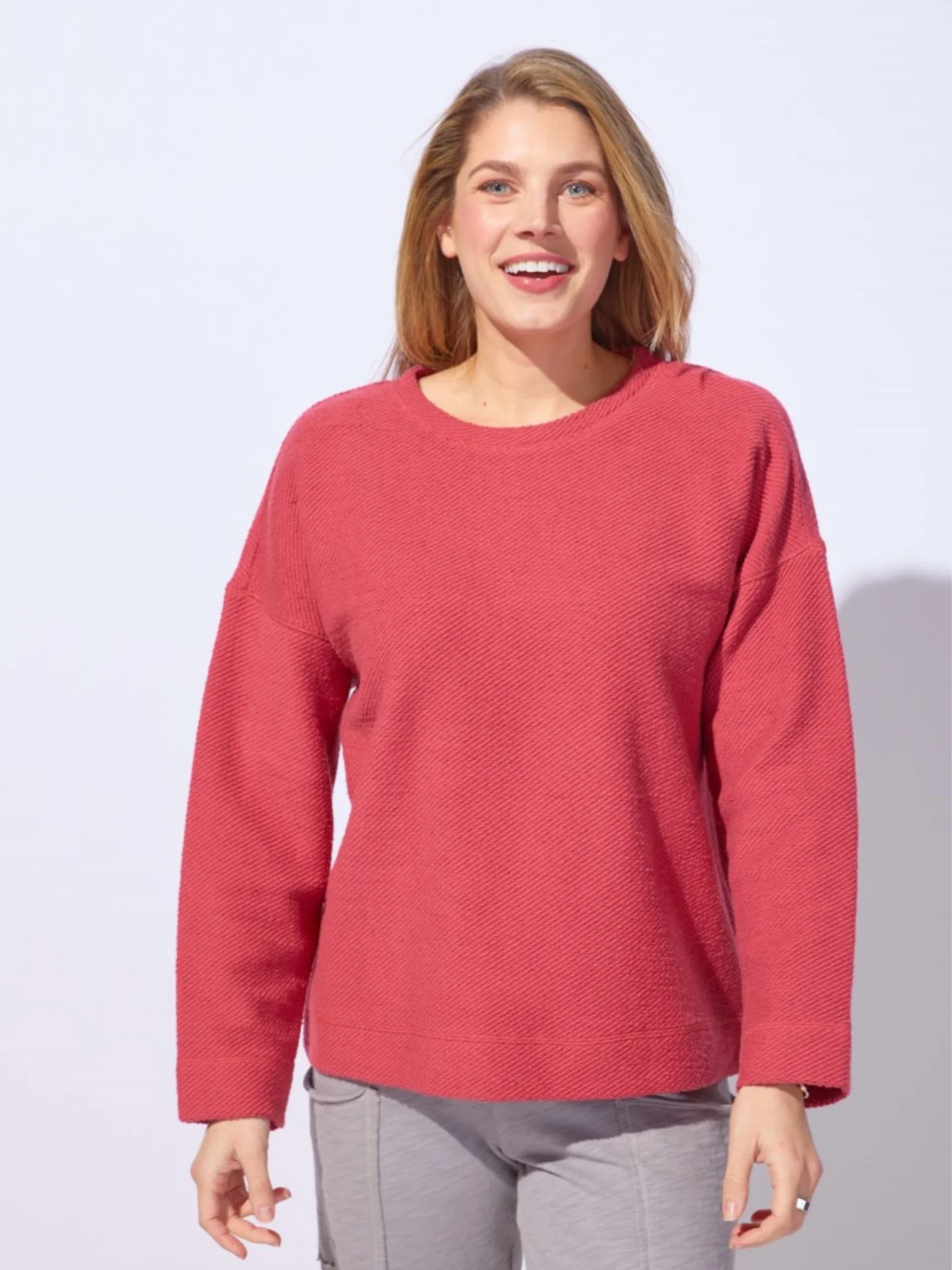 Sundown Pullover in Garnet