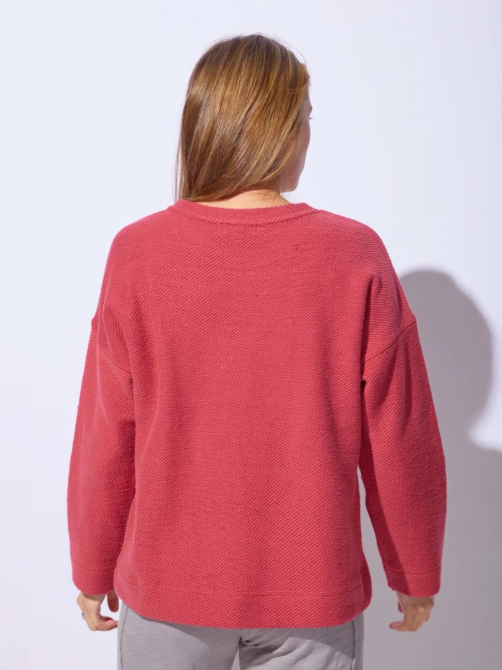 Sundown Pullover in Garnet