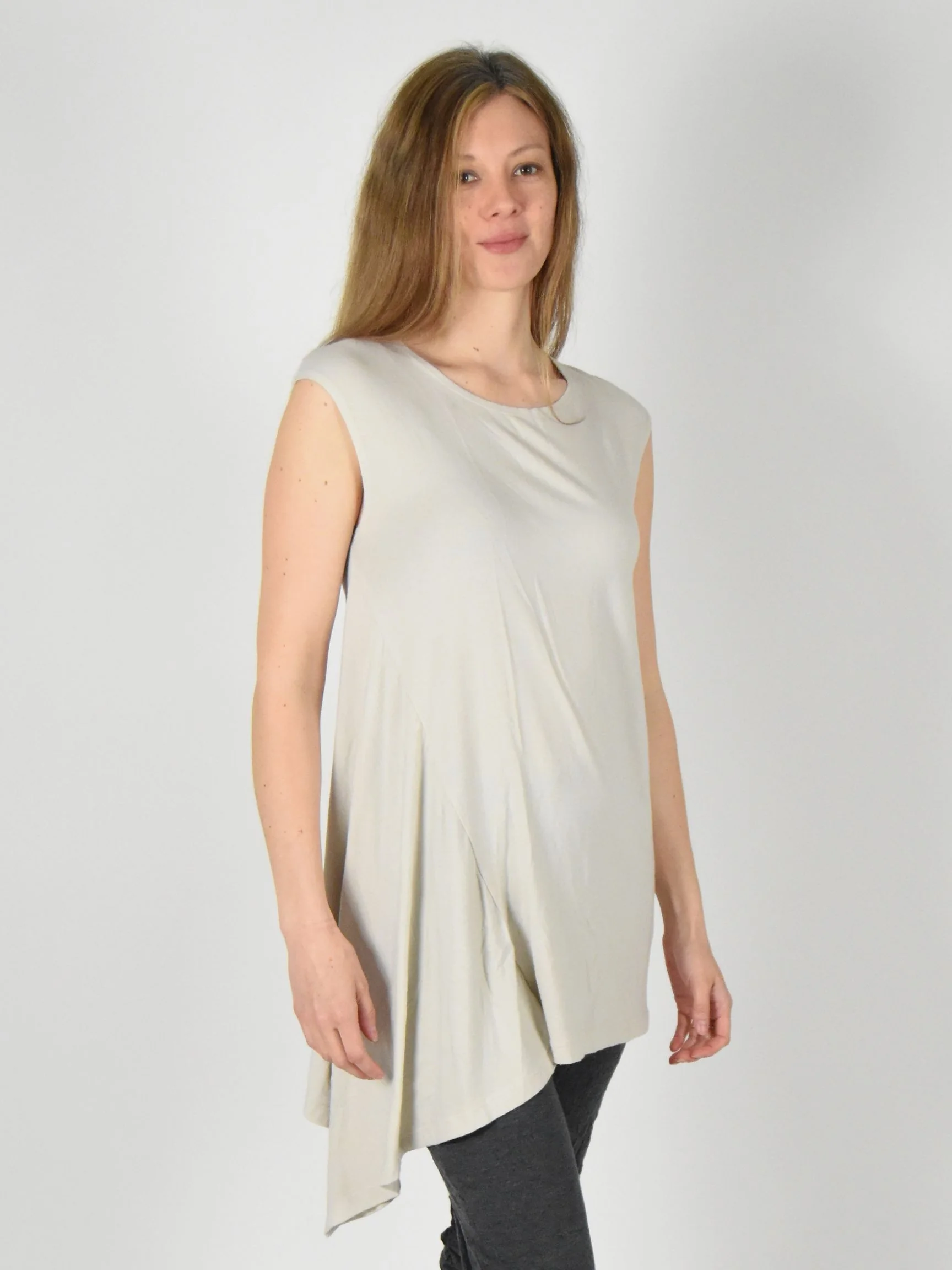 Sway Tunic in Tapioca