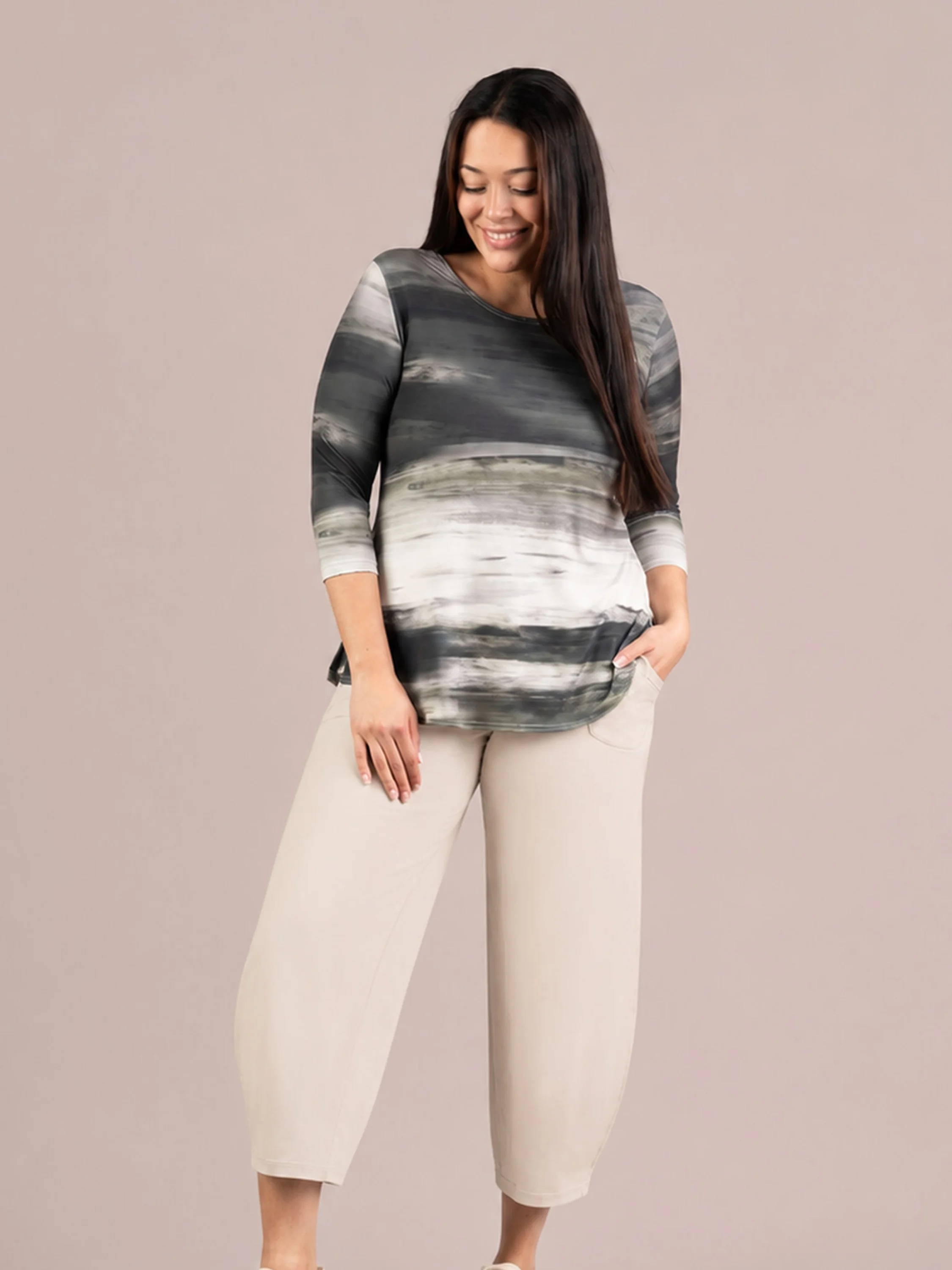 T Relax 3/4 Sleeve Print in Green Brushstrokes