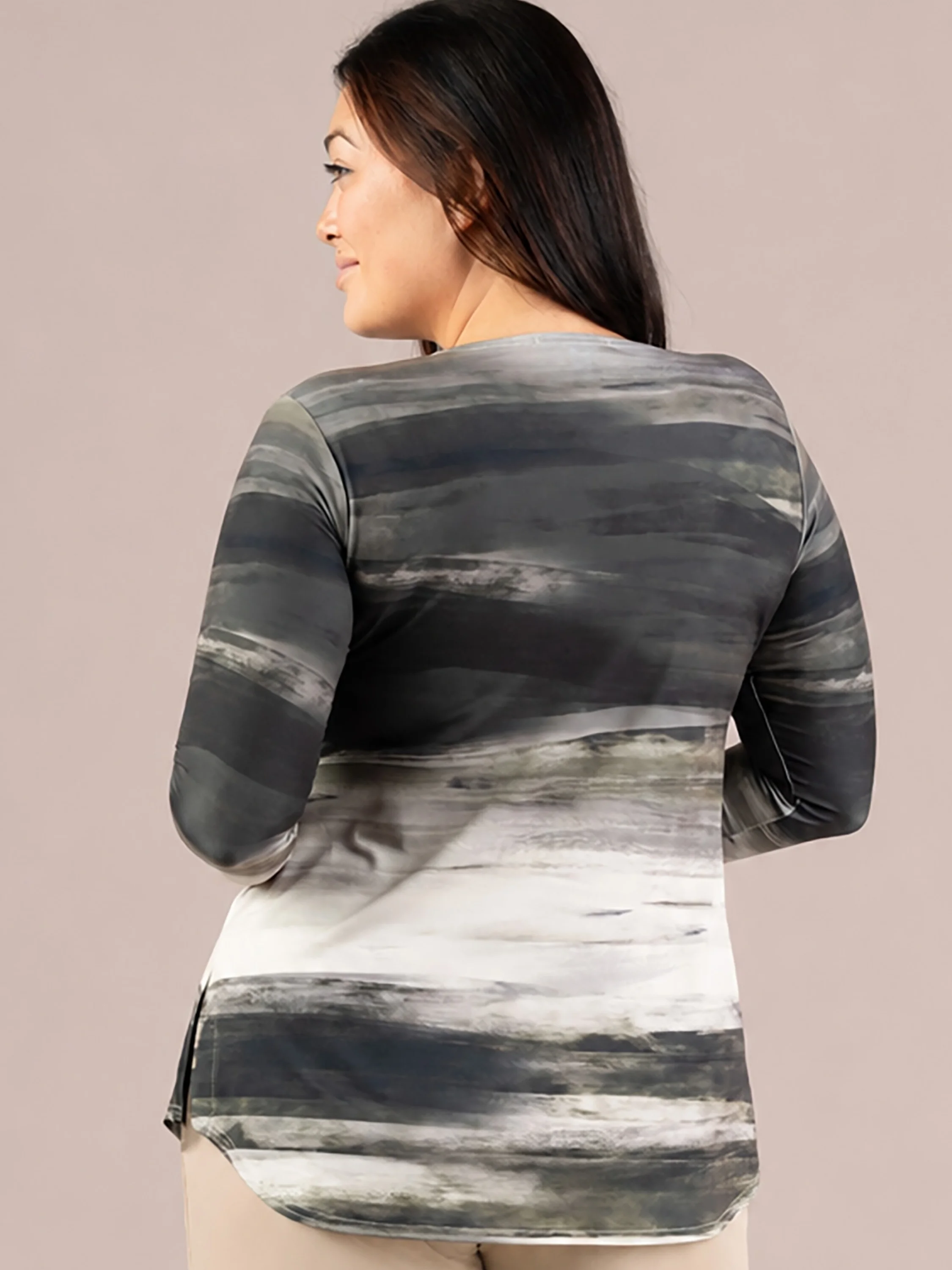 T Relax 3/4 Sleeve Print in Green Brushstrokes