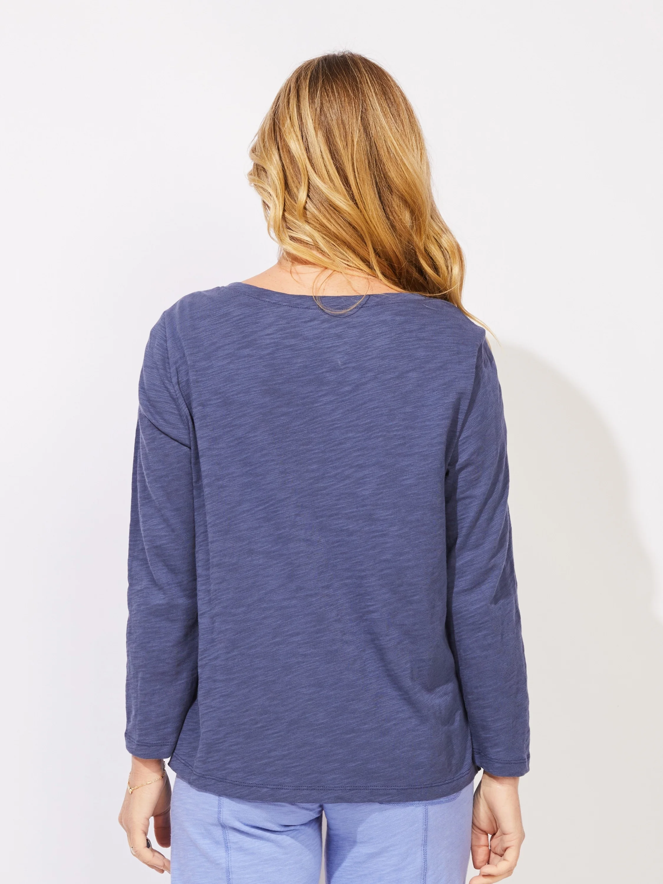 Textured Peruvian Cotton Every Body Tee in Navy
