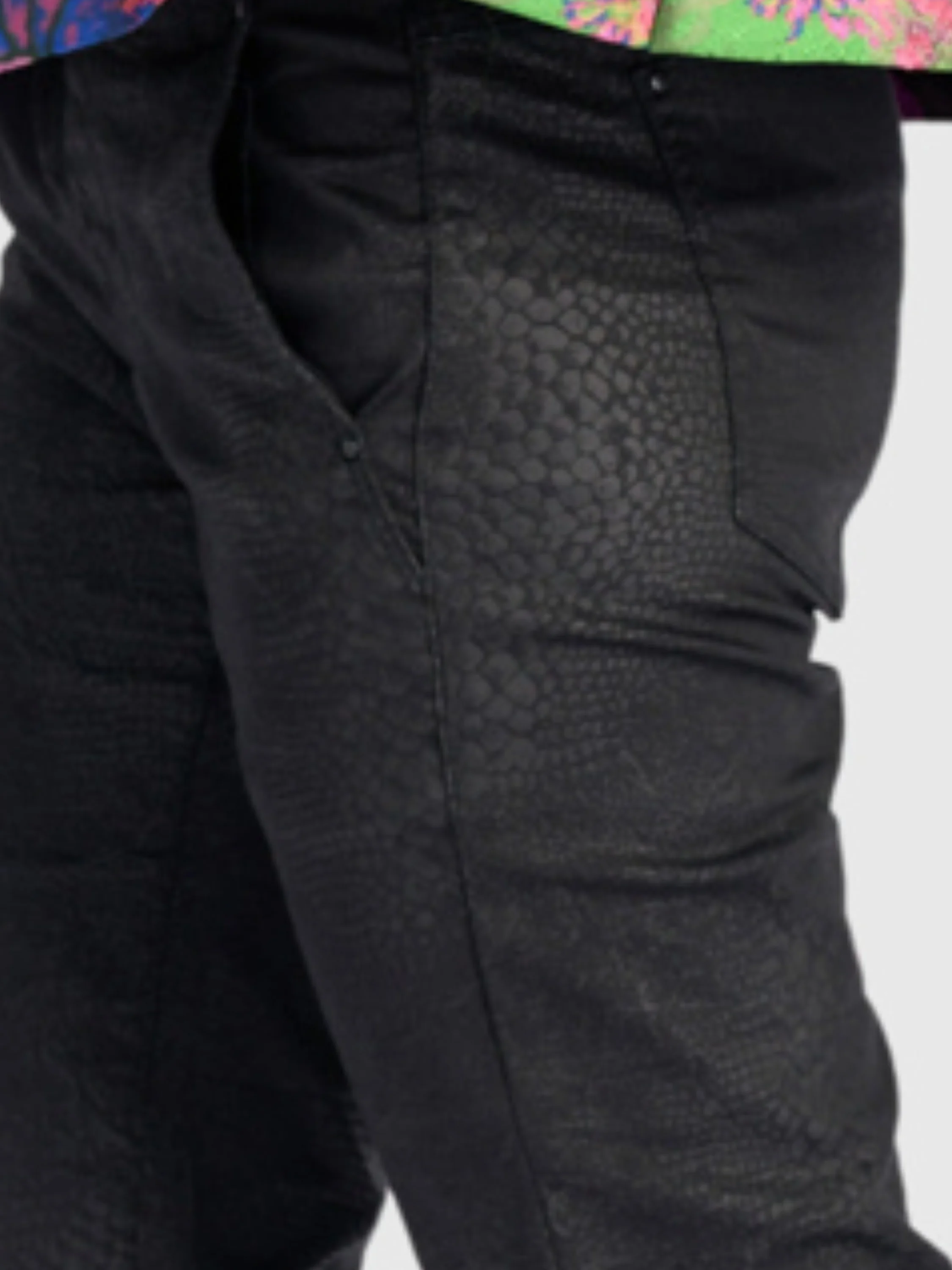 Textured Slim Pant in Cobra