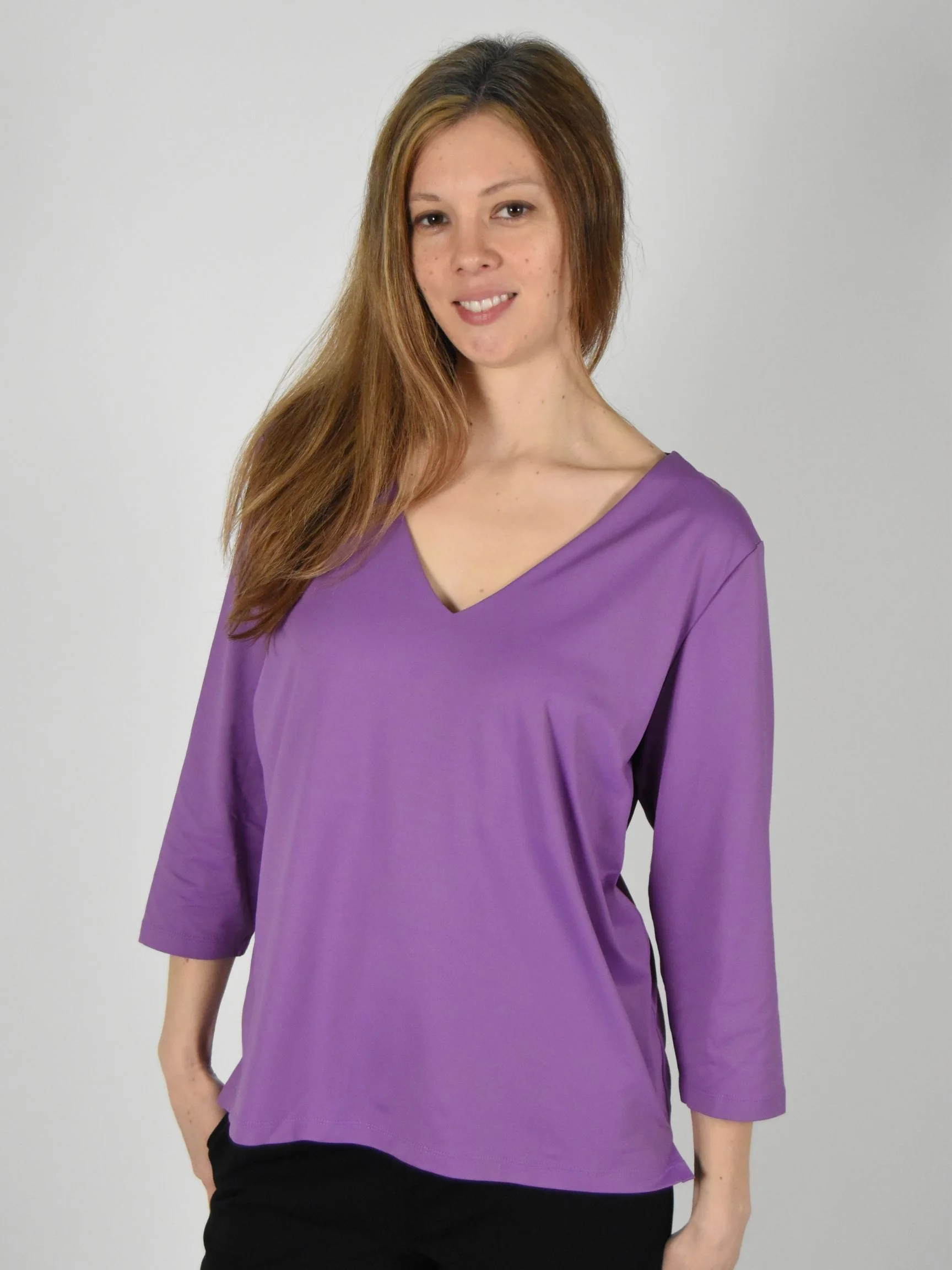 The 3/4 Sleeve V-Neck in Orchid
