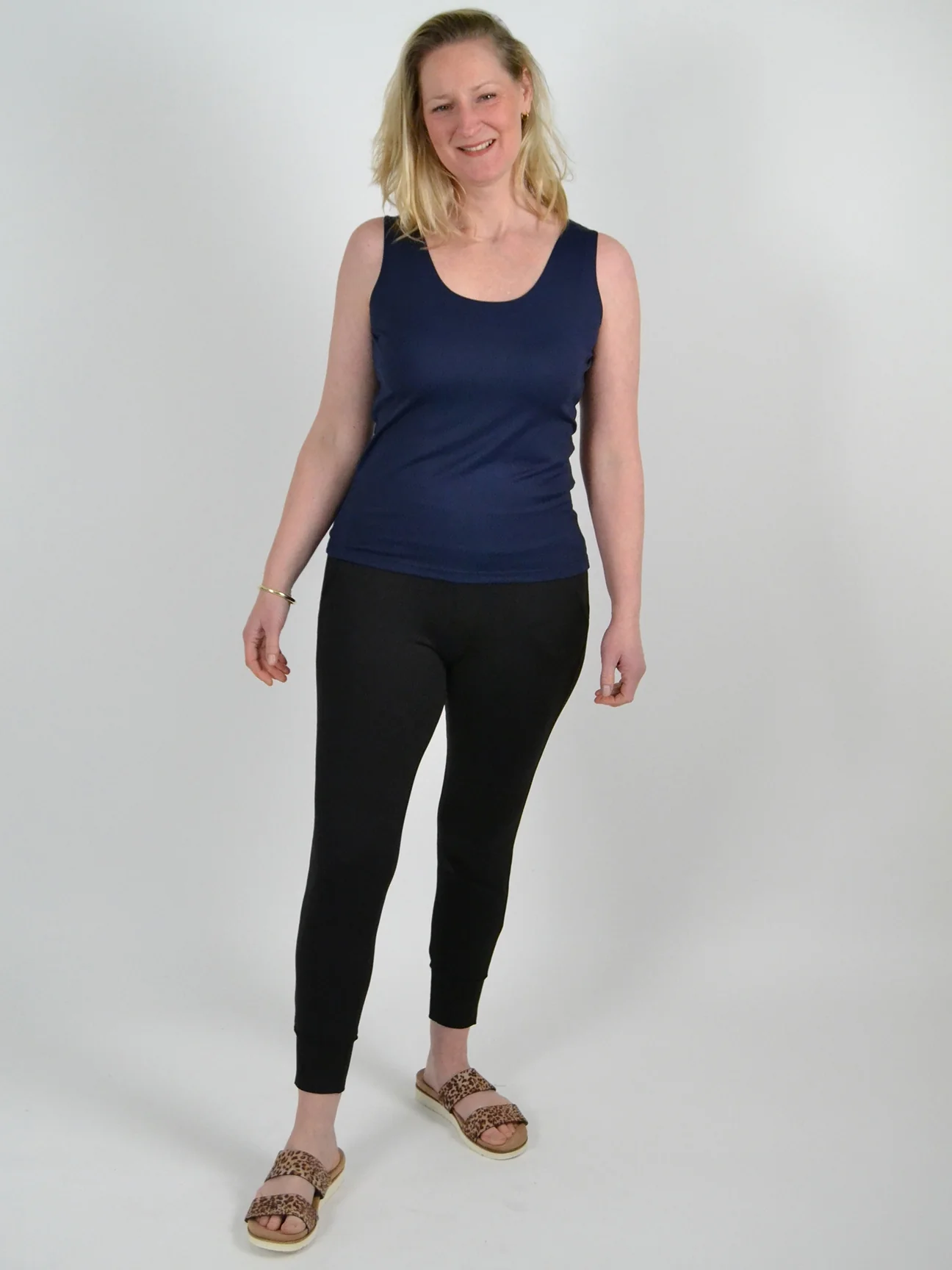 The High Scoop Reversible Tank in Navy