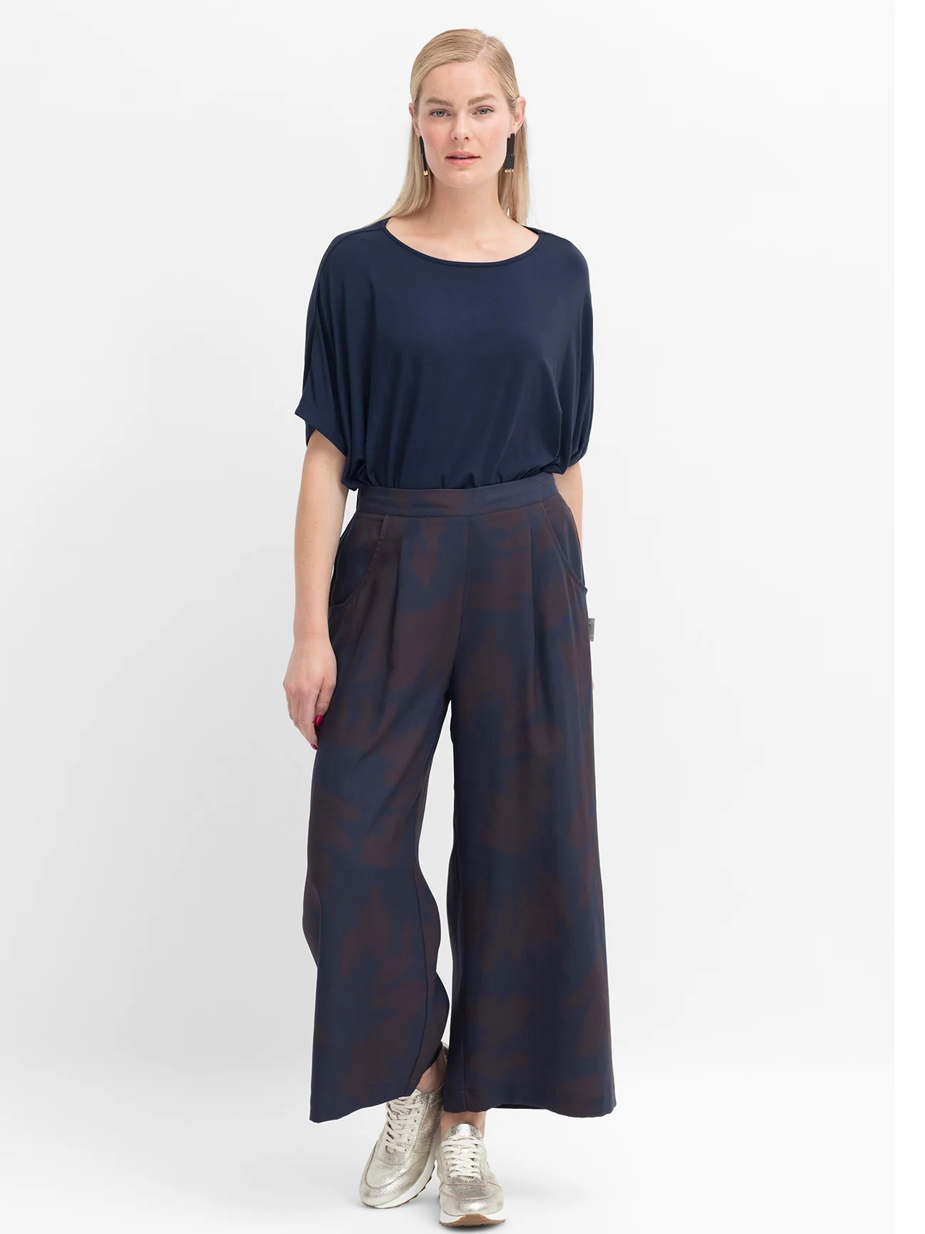 Tove Pant in Chocolate Naemi