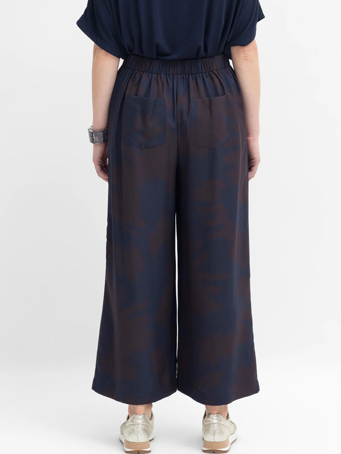 Tove Pant in Chocolate Naemi
