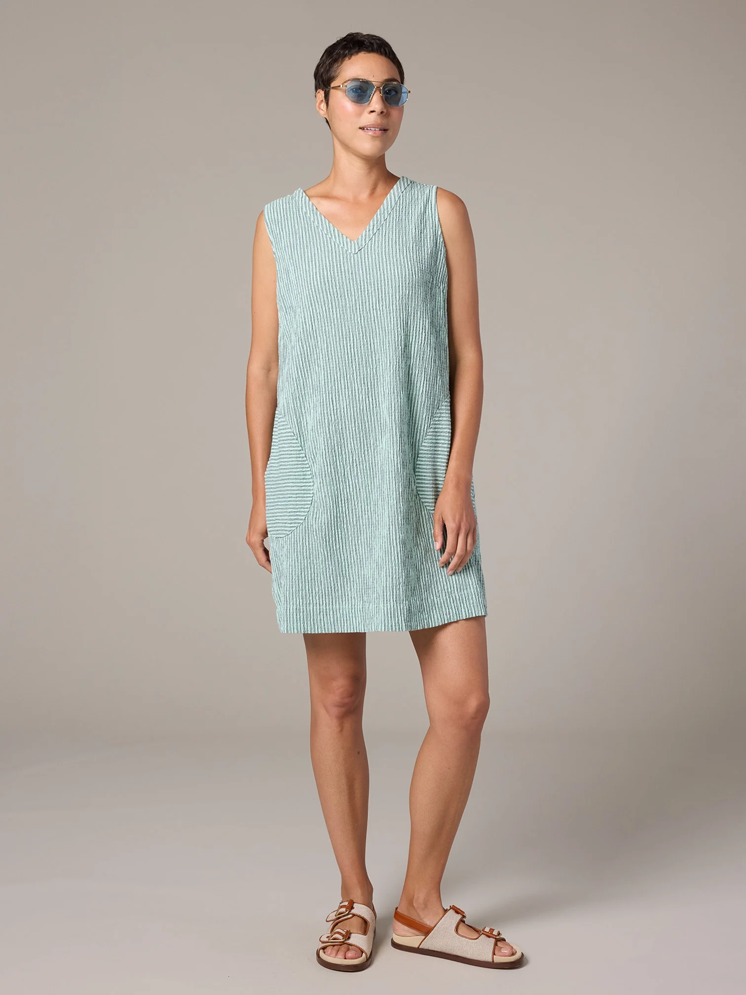 V-Neck Shift Dress in Fountain