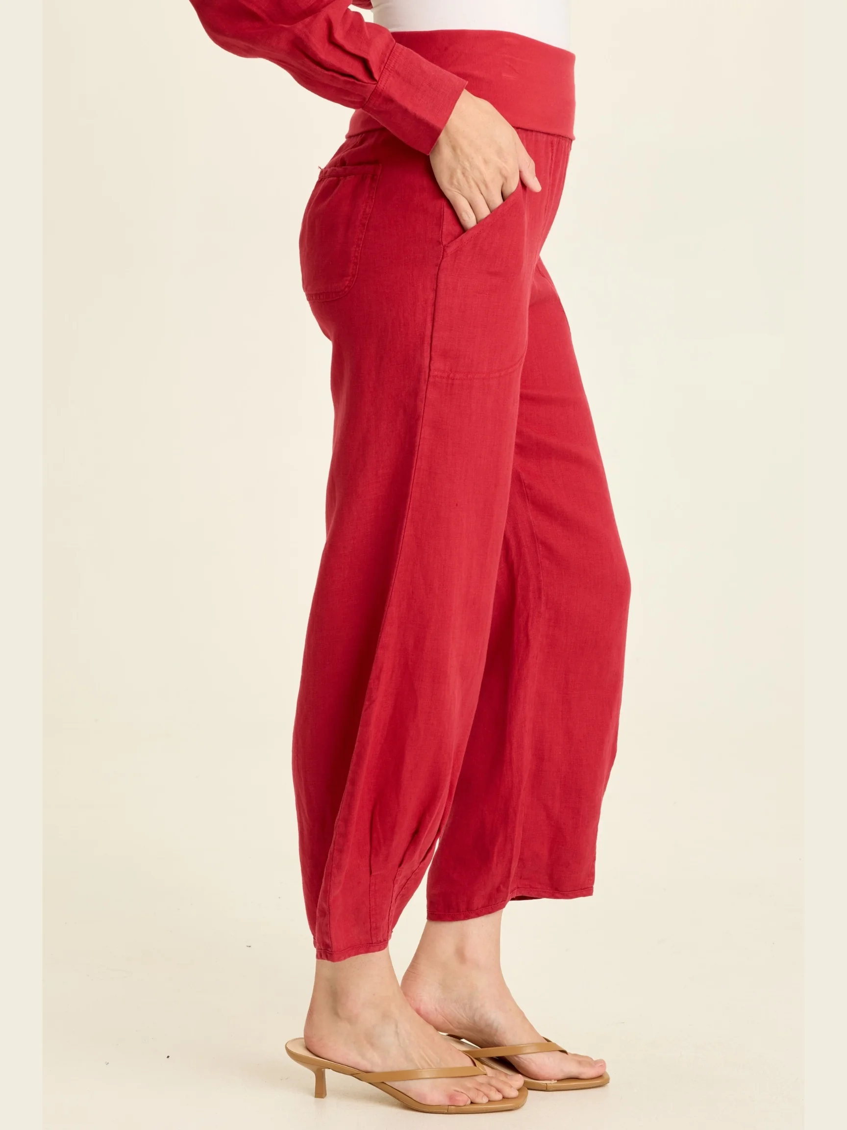 Vasco Crop in Red Garnet