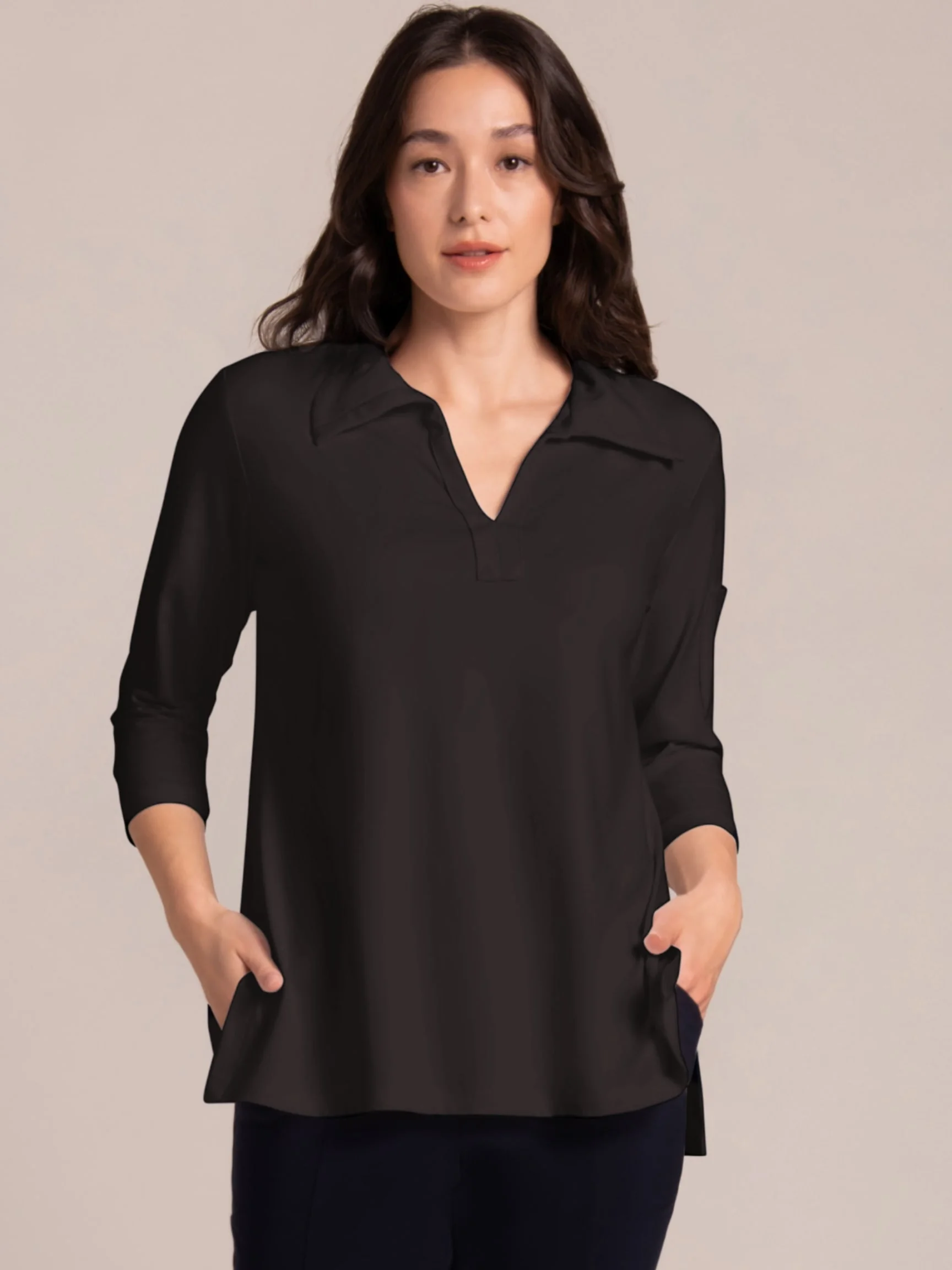 Weekender Top in Black