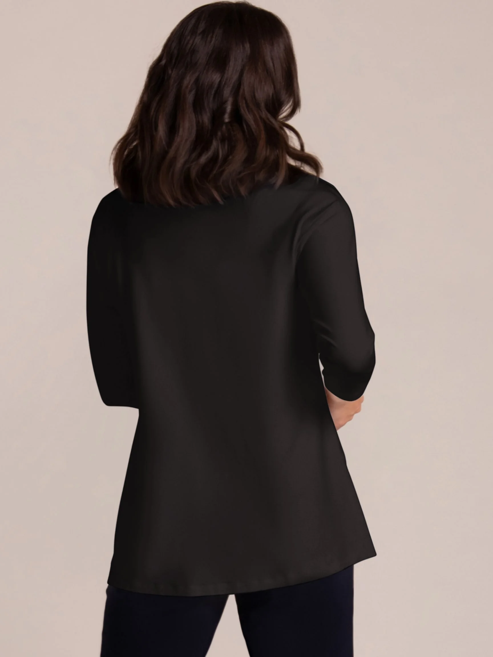Weekender Top in Black