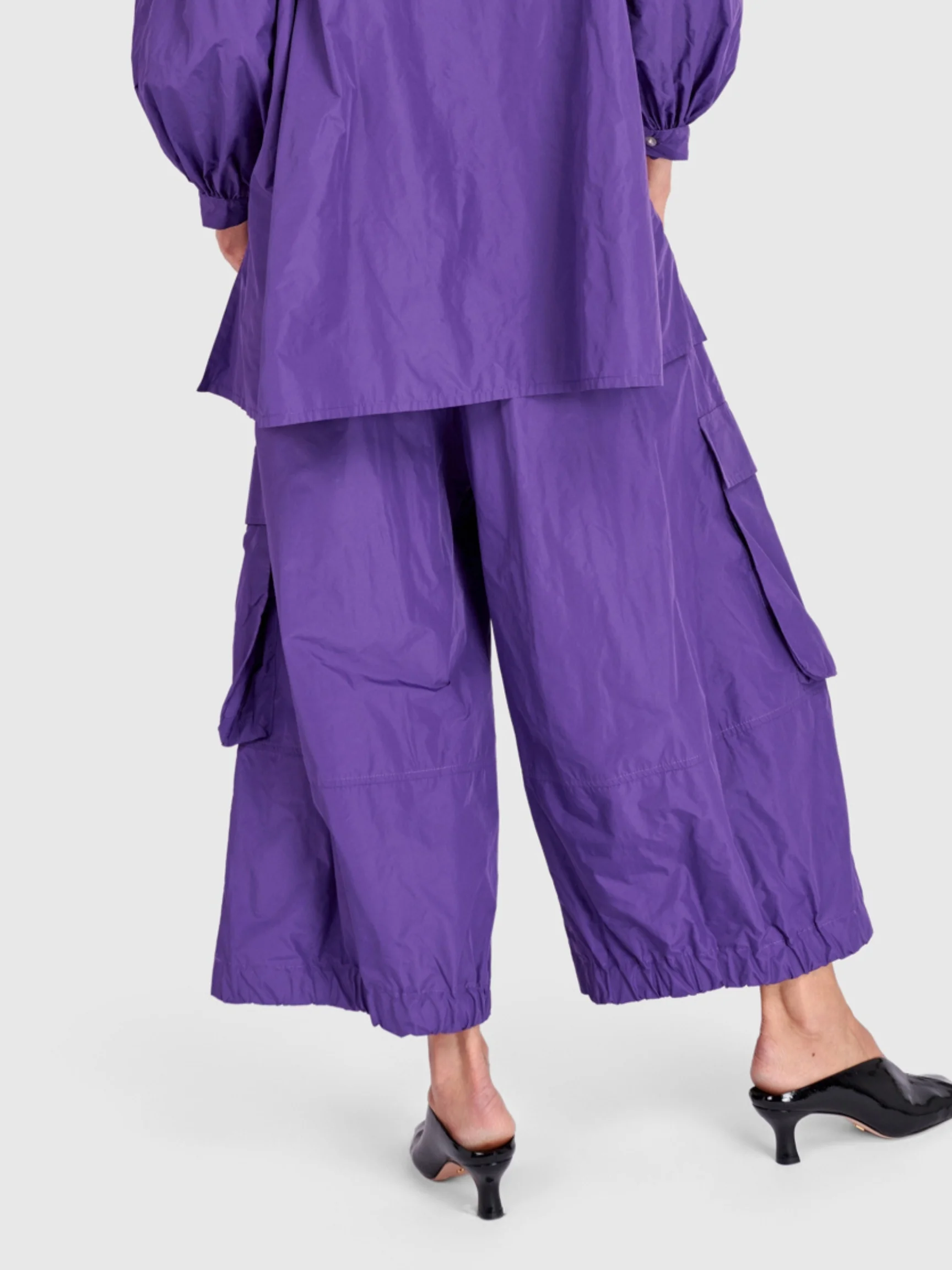 Wide Cargo Pant in Amethyst