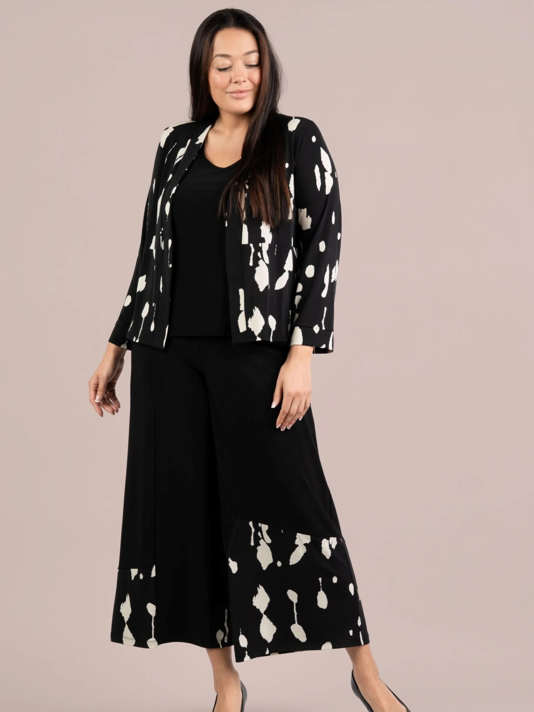 Wide Leg Crop Blocked Print in Black/Cashew Splatter