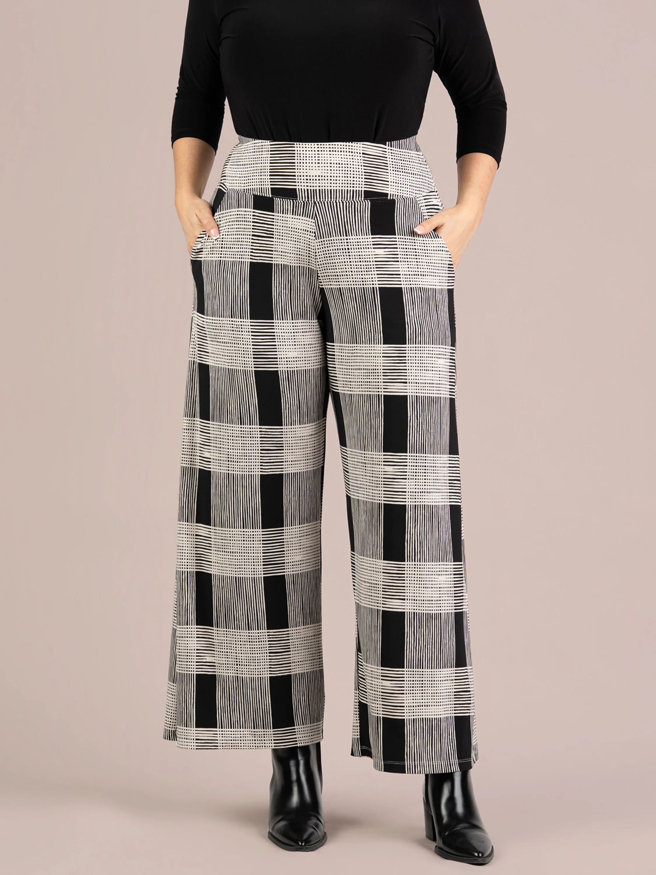 Wide Leg Trouser in Cashew Plaid