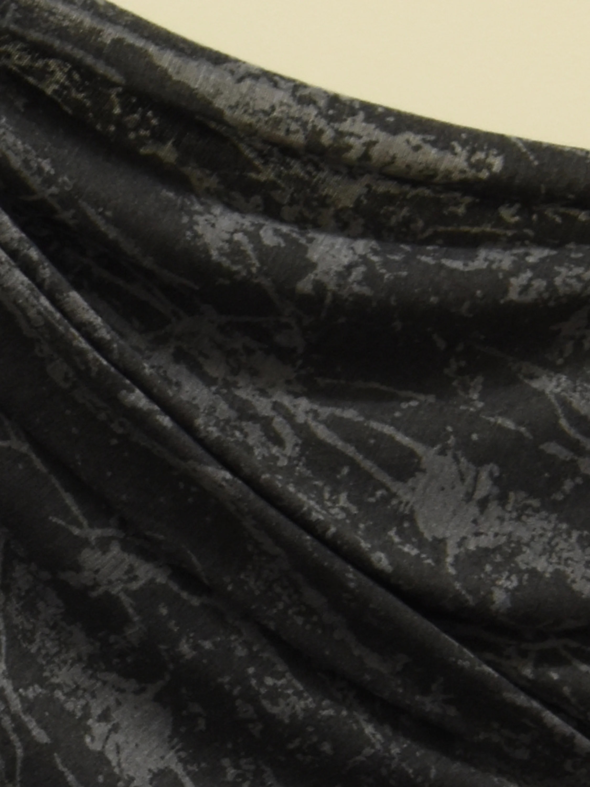 Wrap Scarf in Grey