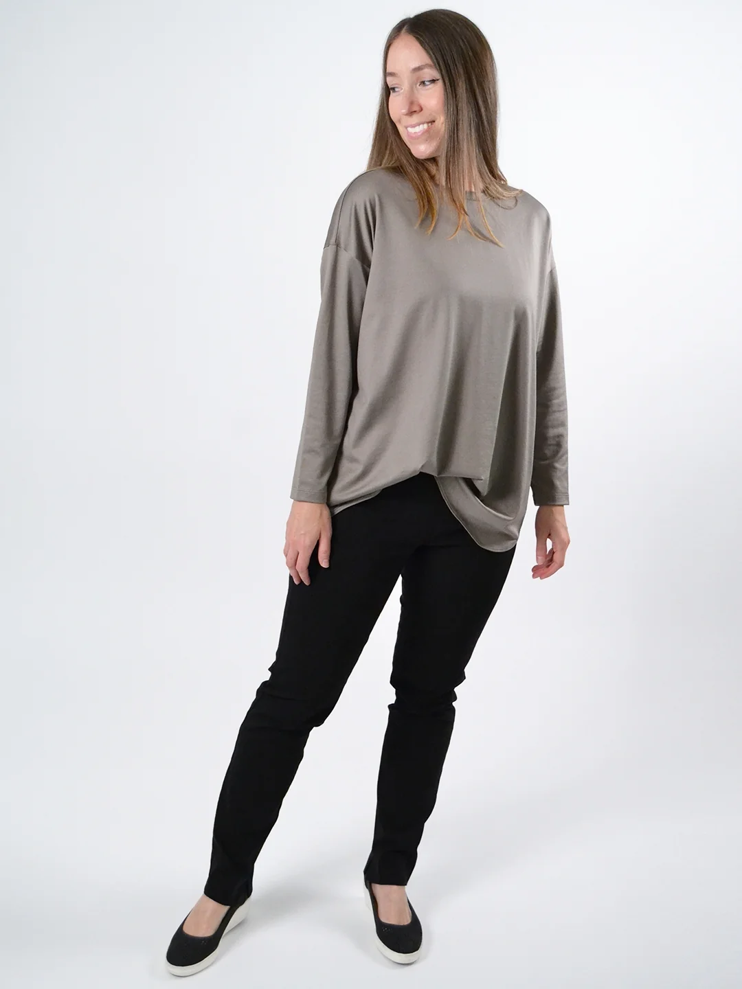 Zani Long Pant with Slit in Black