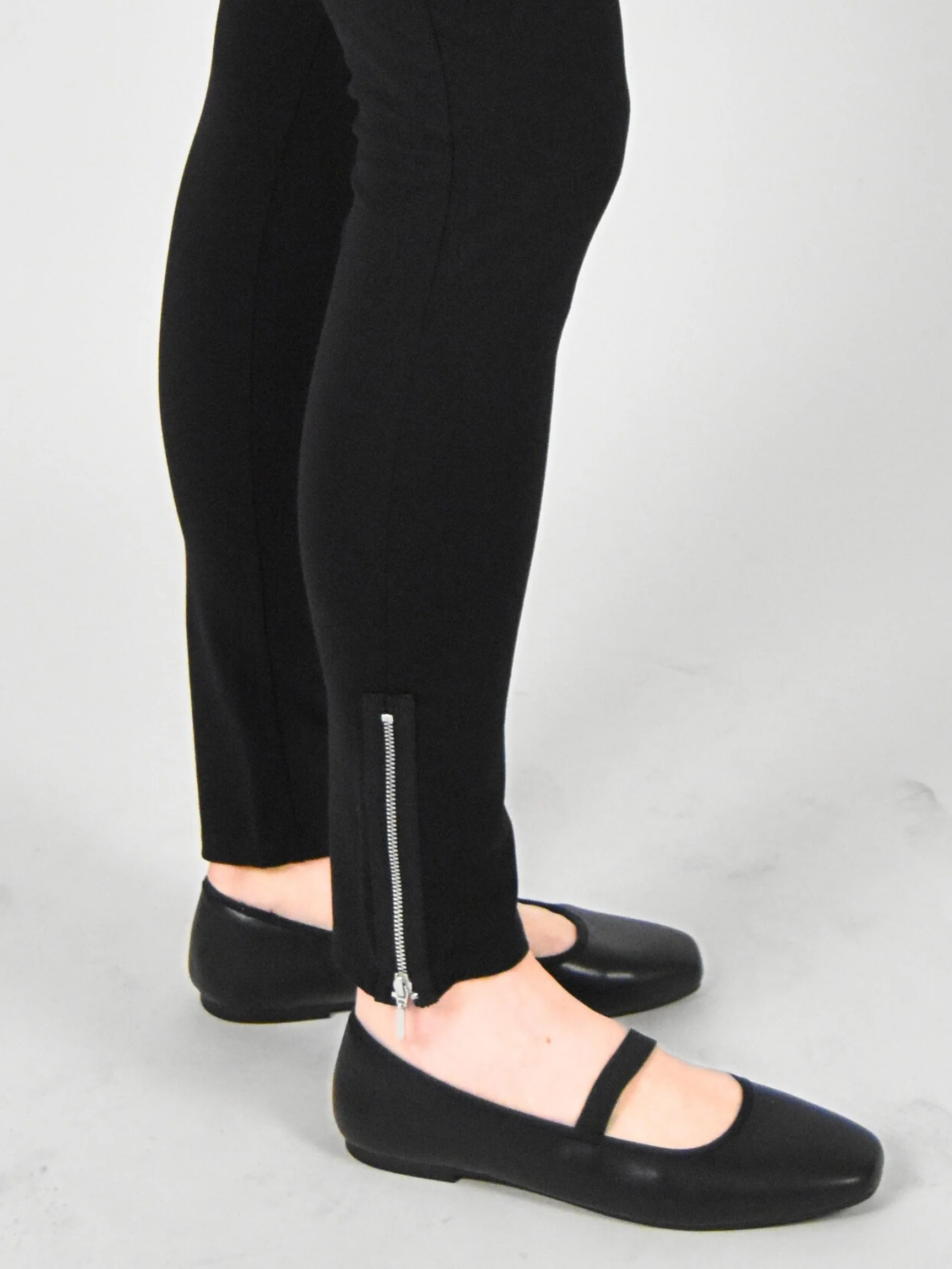 Zip Legging in Black